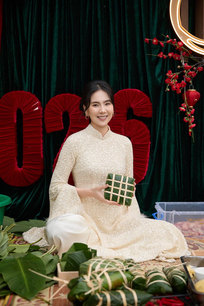 "Check-in" penthouse, biệt thự hội nhà giàu 27 Tết: Đường đua trang trí Tết chính thức tăng tốc! - Ảnh 22.