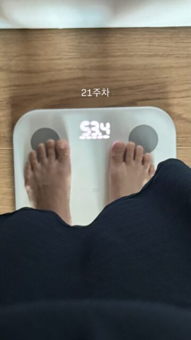 Xót xa mỹ nhân Mặt Trăng Ôm Mặt Trời bị hủy hoại nhan sắc khi mang thai- Ảnh 8. Xót xa mỹ nhân Mặt Trăng Ôm Mặt Trời bị hủy hoại nhan sắc khi mang thai- Ảnh 8.