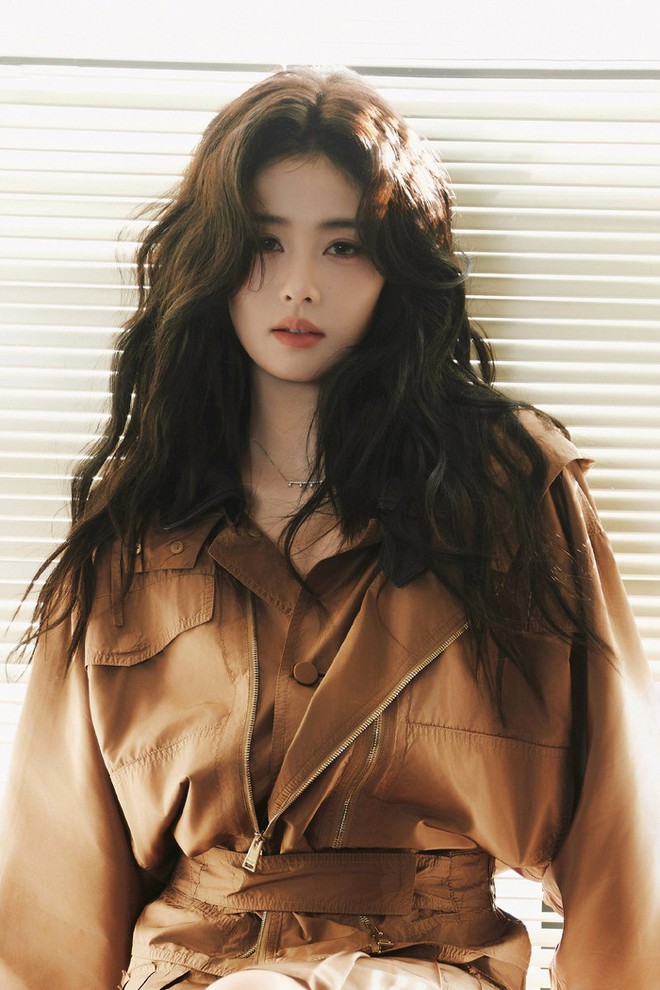 Ngọc Trinh mà sao ai nhìn cũng ra Bạch Lộc- Ảnh 6.