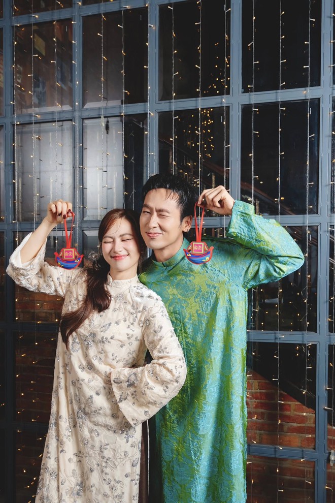 Bắt thóp cặp đôi Vbiz rải hint hẹn hò khắp nơi, ra mắt bố mẹ ngay giữa thảm đỏ thì chối đằng trời- Ảnh 2.