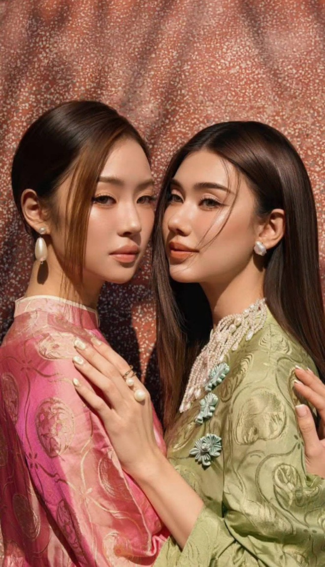 Ồn ào: Couple nổi tiếng Thái Lan gọi áo dài Việt Nam là trang phục truyền thống Trung Hoa trong bài chúc Tết tiếng Trung- Ảnh 1. Ồn ào: Couple nổi tiếng Thái Lan gọi áo dài Việt Nam là trang phục truyền thống Trung Hoa trong bài chúc Tết tiếng Trung- Ảnh 1.