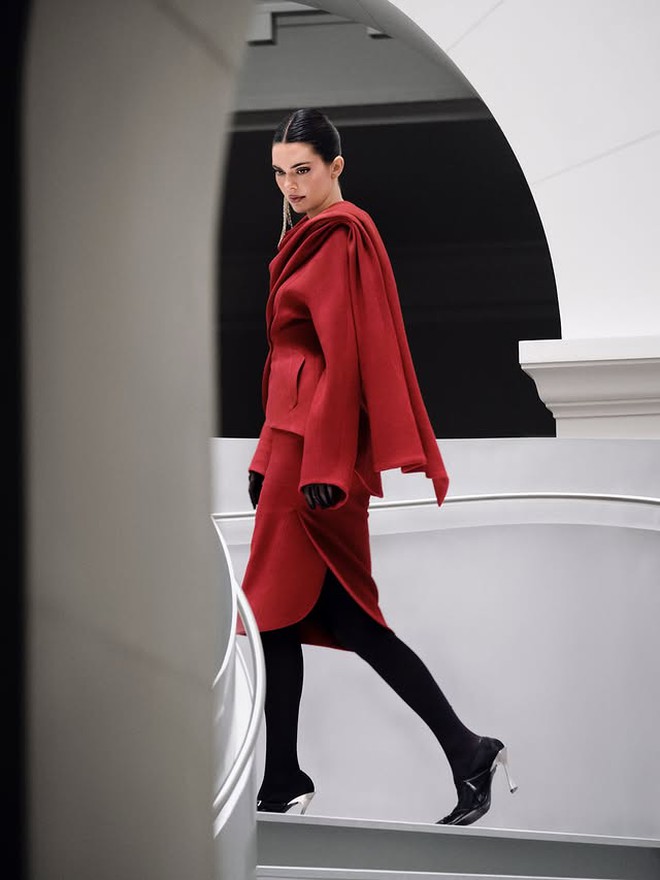 Mỹ nhân sexy nhất Valentine 2026 gọi tên Kendall Jenner!- Ảnh 3.