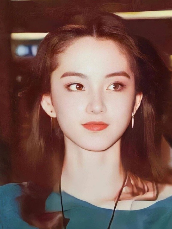 Minh tinh tuổi Ngựa "50 năm có một" được mai mối cho tỷ phú, giờ ở biệt phủ 5.500m2, có cả máy bay riêng- Ảnh 2.