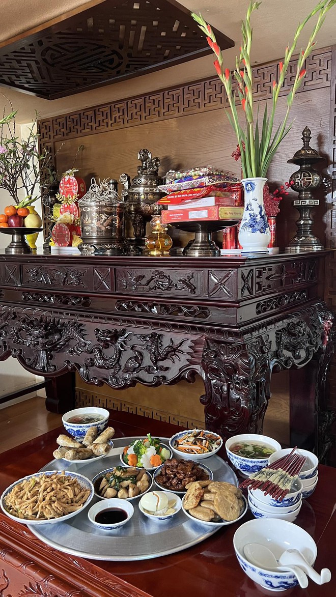 29 Tết, loạt siêu phẩm cơm tất niên trình làng: Hà Tĩnh cúng mực, Hải Phòng có chả rươi- Ảnh 3.