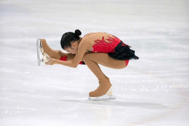 Chiêu Linh: "Thiên thần sân băng" gói ghém mười năm đơn độc, để thắp lửa cho những bàn chân chưa một lần chạm băng- Ảnh 2.