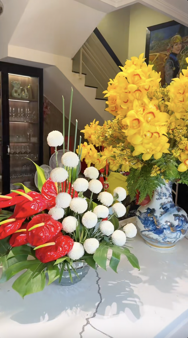 Đường đua hoa Tết của các “phú bà” - Ảnh 3.