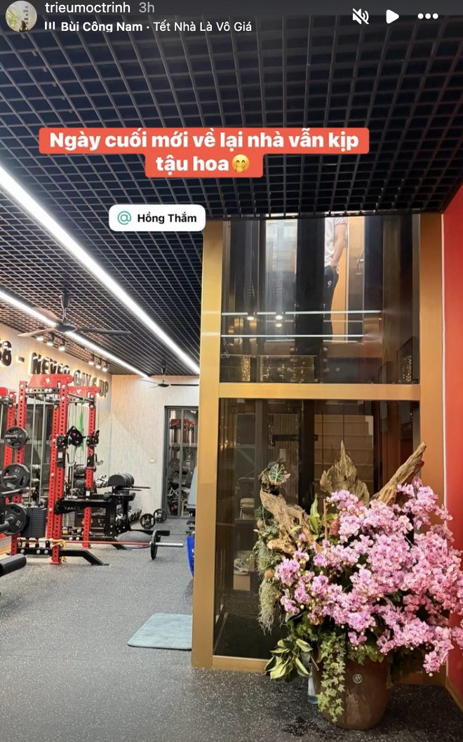 "Vuýp" nhất đêm Giao thừa: Tuyển thủ Việt Nam khoe biệt thự chục tỷ mới tậu, quà tết là con gái mới chào đời - Ảnh 3.