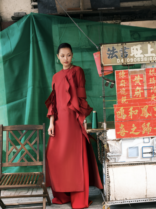 &ldquo;M&atilde;&rdquo; Đ&aacute;o Th&agrave;nh C&ocirc;ng: Thời trang Việt Nam đang phi nước đại tr&ecirc;n những đại lộ lớn nhất thế giới- Ảnh 4.