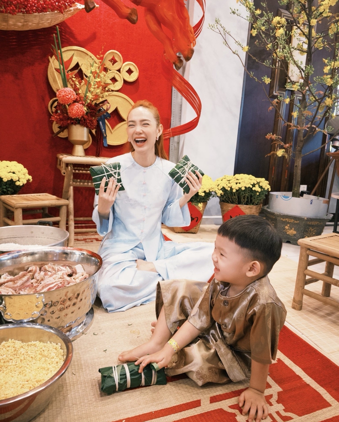 “Phú bà" đẹp nức tiếng Vbiz dùng Hermès làm hũ tài lộc năm mới: Sang cỡ này còn sợ gì không phất!- Ảnh 6. “Phú bà" đẹp nức tiếng Vbiz dùng Hermès làm hũ tài lộc năm mới: Sang cỡ này còn sợ gì không phất!- Ảnh 6.