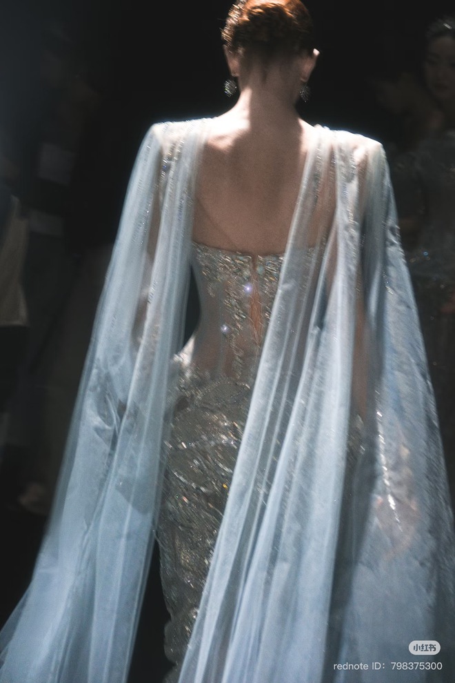 &ldquo;M&atilde;&rdquo; Đ&aacute;o Th&agrave;nh C&ocirc;ng: Thời trang Việt Nam đang phi nước đại tr&ecirc;n những đại lộ lớn nhất thế giới- Ảnh 10.