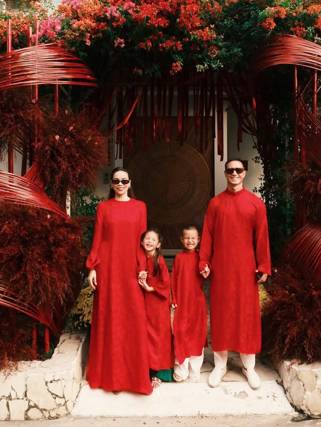 Nghệ sĩ Việt đón Tết 2026: Decor nhà đẹp như tranh, góc nào cũng có thể trở thành background "sống ảo"- Ảnh 2.