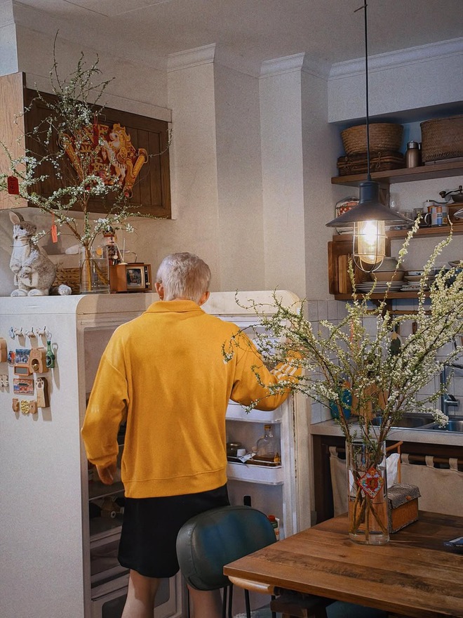 Nghệ sĩ Việt đón Tết 2026: Decor nhà đẹp như tranh, góc nào cũng có thể trở thành background "sống ảo"- Ảnh 7.