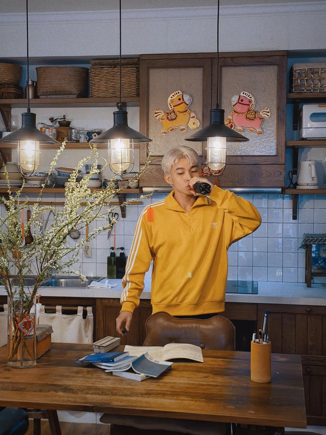 Nghệ sĩ Việt đón Tết 2026: Decor nhà đẹp như tranh, góc nào cũng có thể trở thành background "sống ảo"- Ảnh 8.