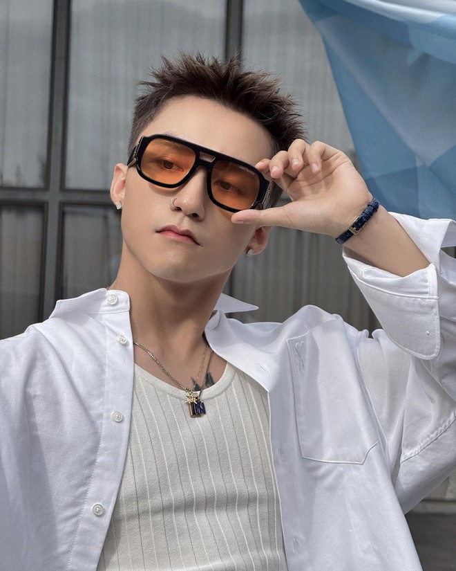 Sơn Tùng và Hải Tú lại bị bắt gặp đi sắm đồ Tết?- Ảnh 2.