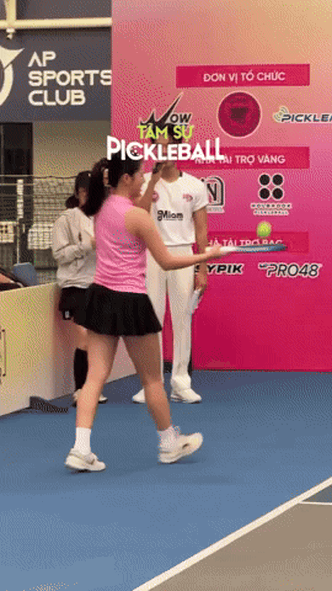 Ngoại hình xinh hết nấc nhưng em Kim "vén váy" bị chê tơi tả khi thi Miss Pickleball vì kĩ năng cực tệ- Ảnh 5.