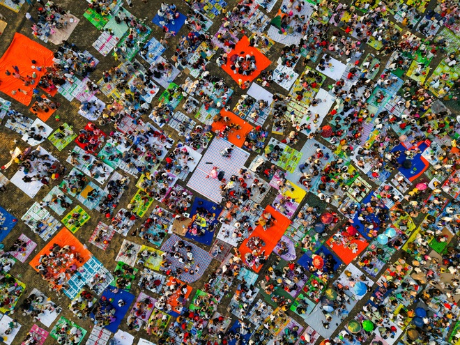 1 nơi ở Việt Nam hút gần 157.000 lượt khách trong 1 ngày, ken đặc người "cắm trại" ngay đầu năm mới - Ảnh 6.