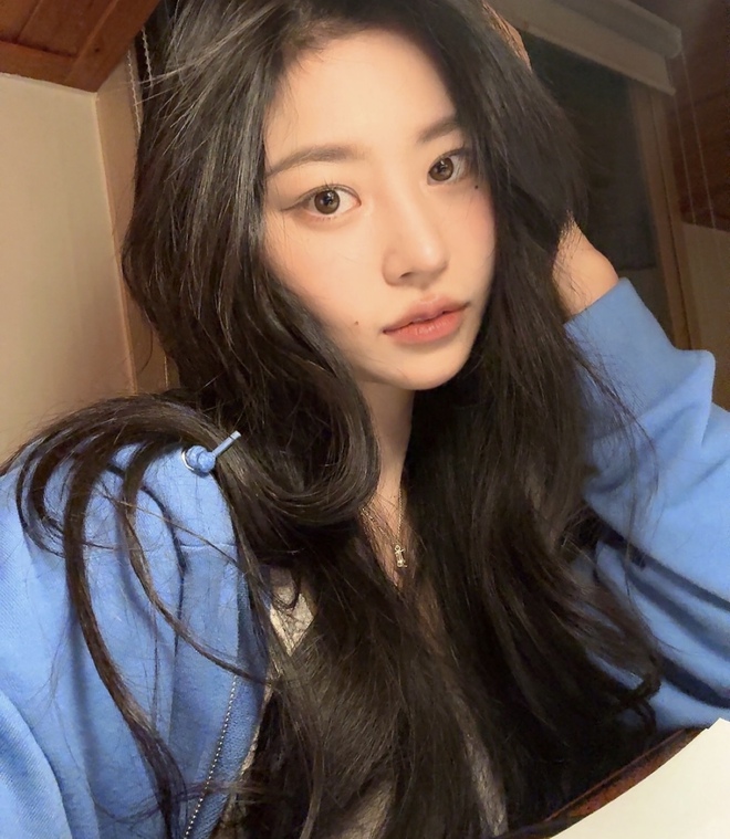 Nữ pháp sư Gen Z đang khiến cả cõi mạng phải ồn: Mẹ 1 con nhưng body không thua gì idol- Ảnh 7. Nữ pháp sư Gen Z đang khiến cả cõi mạng phải ồn: Mẹ 1 con nhưng body không thua gì idol- Ảnh 7.