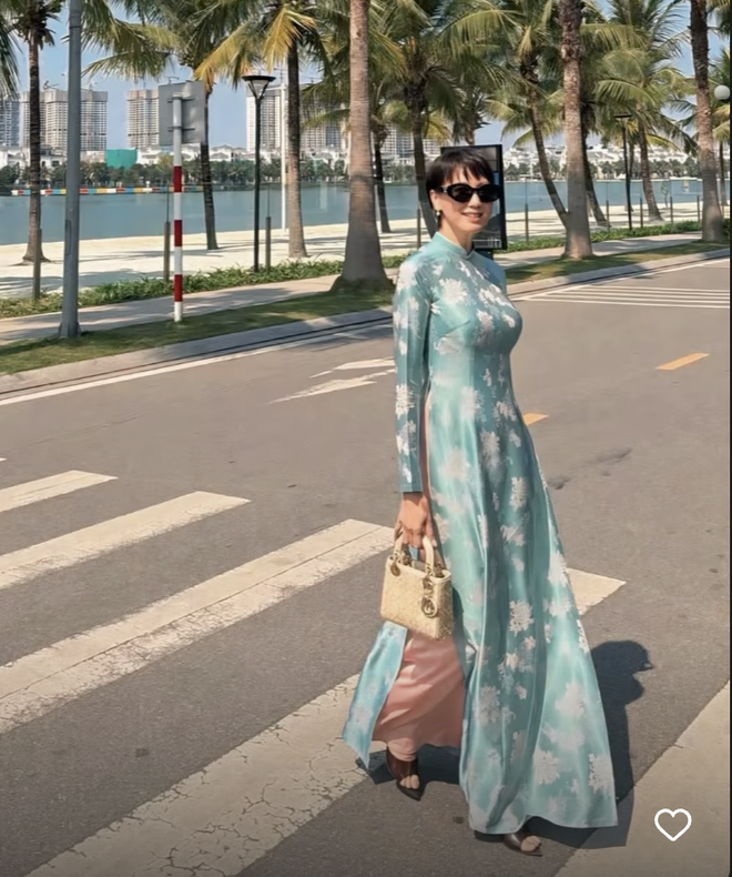 Văn Hậu du xuân cùng nhà vợ, mẹ Doãn Hải My gây sốt vì visual trẻ đẹp, một chín một mười với con  - Ảnh 6.