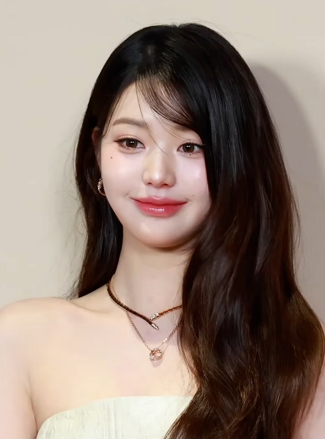 Jang Won Young hãy dừng lại trước khi quá muộn!- Ảnh 4. Jang Won Young hãy dừng lại trước khi quá muộn!- Ảnh 4.