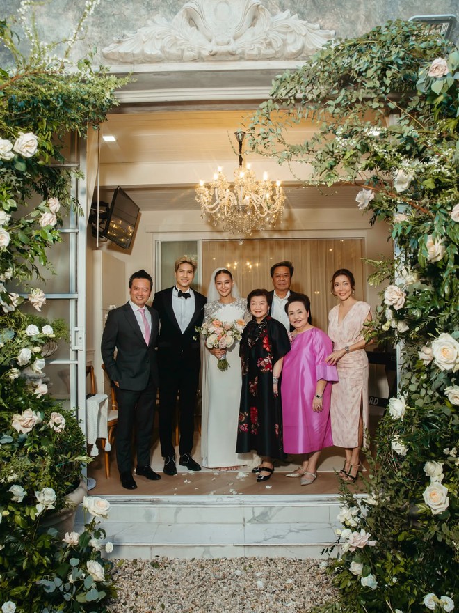 Hoa hậu Hoàn vũ bất ngờ thú nhận kết hôn từ tận 2 năm trước, danh tính ông xã khiến công chúng "bật ngửa"- Ảnh 5.