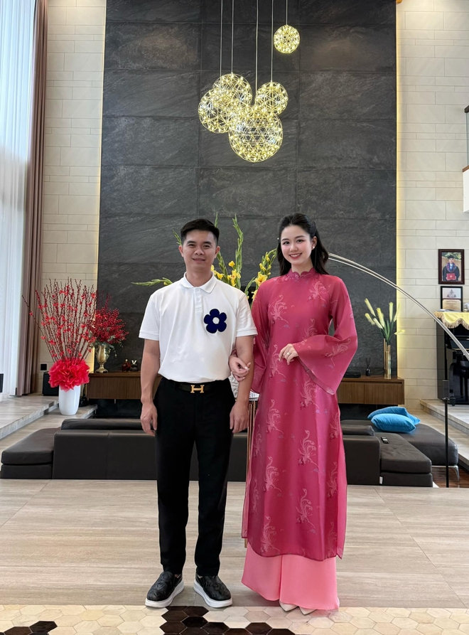 4 mỹ nhân số hưởng, cưới chồng được sở hữu luôn tiệm vàng - Ảnh 15.