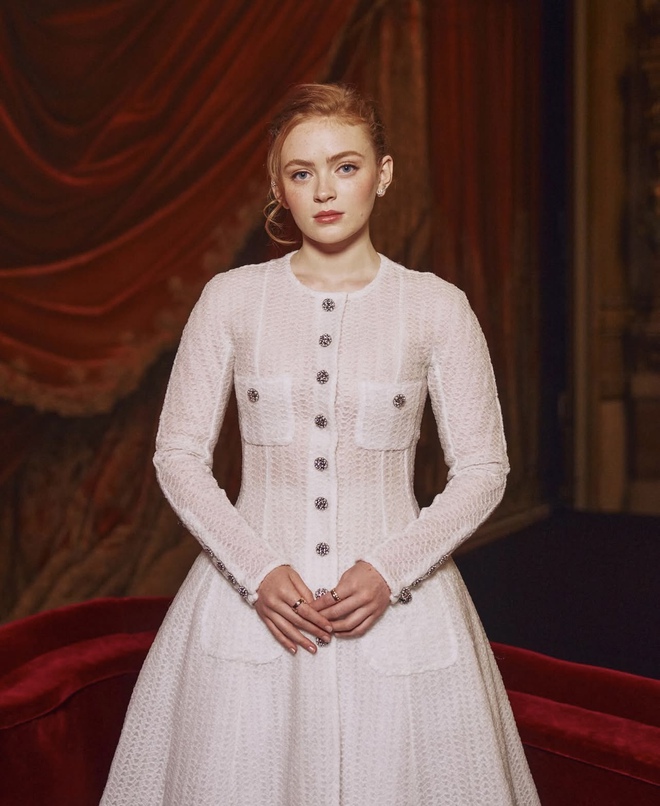 Mỹ nhân 2K2 dậy thì thành công nhất thế giới: Nhan sắc thuộc hàng cực hiếm dần bộc lộ- Ảnh 18. Mỹ nhân 2K2 dậy thì thành công nhất thế giới: Nhan sắc thuộc hàng cực hiếm dần bộc lộ- Ảnh 18.