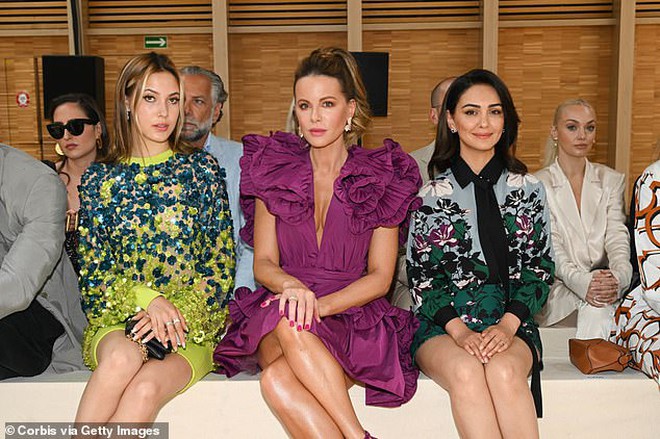 Vừa trở thành VĐV trượt tuyết vĩ đại nhất lịch sử Olympic, Eileen Gu lại "càn quét" sàn catwalk, đẳng cấp khó ai sánh bằng- Ảnh 7.