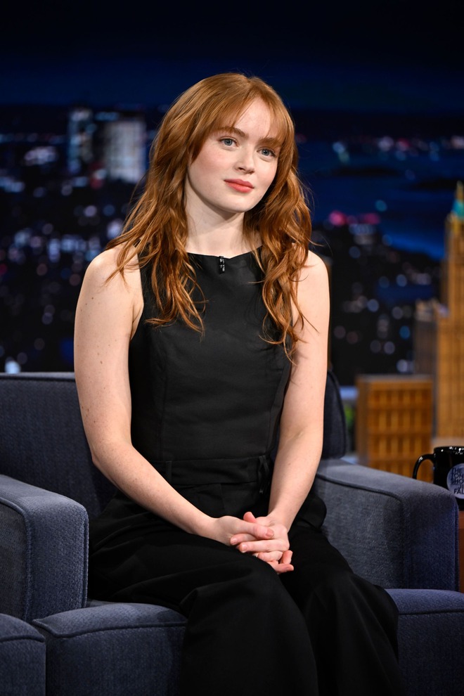 Cô gái dậy thì thành công nhất Hollywood: Trời sinh tóc đỏ mắt xanh, visual quá đỉnh cả thế giới không ai làm lại- Ảnh 4. Cô gái dậy thì thành công nhất Hollywood: Trời sinh tóc đỏ mắt xanh, visual quá đỉnh cả thế giới không ai làm lại- Ảnh 4.