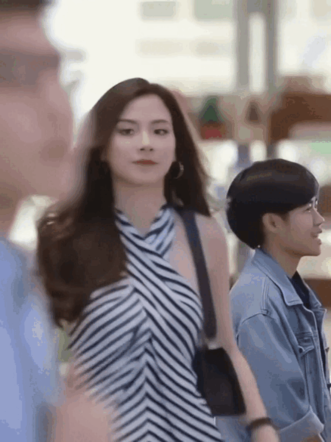 9 avcd bà trùm jumsuit, đồ sến rện cũng cân được - Ảnh 7.