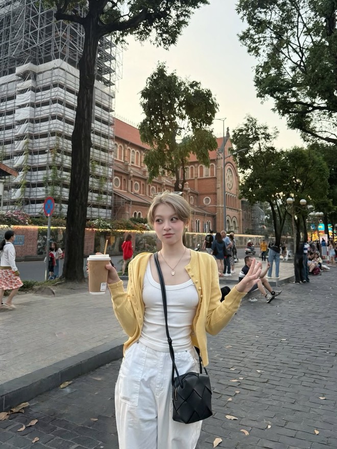 Mỹ nữ nặng 37kg, cao 1m47: Sách giáo khoa mặc đẹp cho hội thấp bé, gu thời trang đỉnh thì thôi! - Ảnh 13.