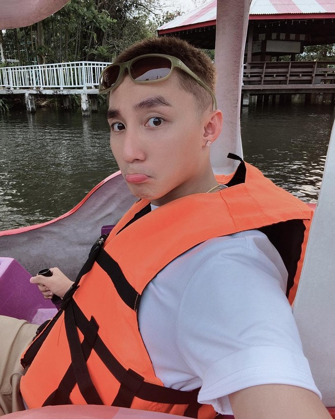 Sơn Tùng không thể công khai Hải Tú?- Ảnh 3. Sơn Tùng không thể công khai Hải Tú?- Ảnh 3.