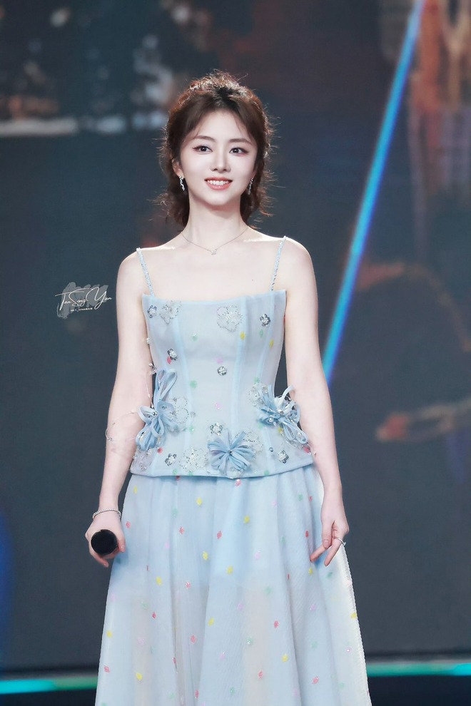 Thánh hack tuổi đẹp nhất Trung Quốc mê tít local brand Việt- Ảnh 6.