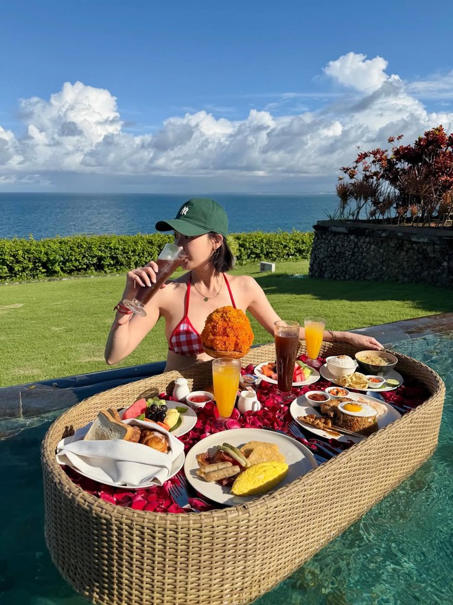 Tình tin đồn G-Dragon thả dáng với bikini, U40 mà "cháy" cỡ này!- Ảnh 5.