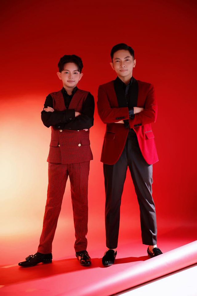 Quý tử "cực phẩm" nhà Phan Hiển: Thần thái chuẩn soái ca, bảng thành tích vượt xa ông bố nổi tiếng mới gâu choáng  - Ảnh 4.