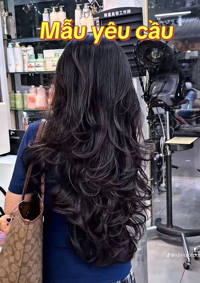 Kiếp nạn làm tóc cận Tết: Chị em "thay đầu" thất bại, mở mắt muốn bật khóc- Ảnh 7.