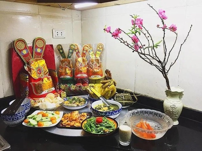 Khung giờ đẹp nhất để cúng ông Công ông Táo năm 2026 - Ảnh 3.