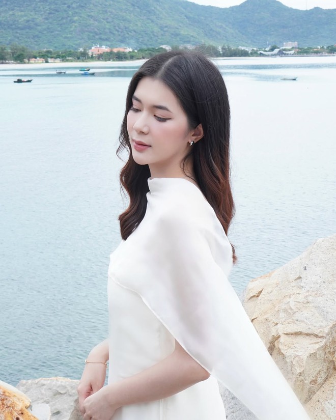 Bác Lyn là ai mà tạo ra hệ tư tưởng: “Cắn 10 miếng không hết miếng bánh?” - Ảnh 3.