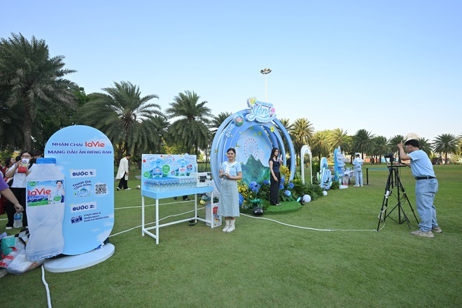 Đại sứ Chút Yên Bùi Công Nam cùng các giọng ca Gen Z cực hot mang “Chút Yên” đến Thế hệ Trăm Phần Trăm Trẻ - Ảnh 8.