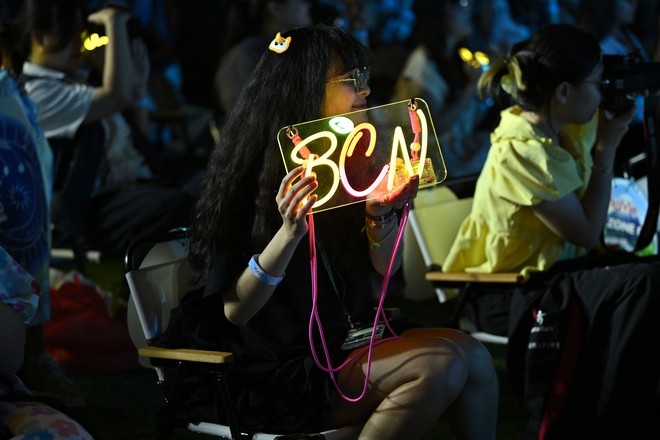 Đại sứ Chút Yên Bùi Công Nam cùng các giọng ca Gen Z cực hot mang “Chút Yên” đến Thế hệ Trăm Phần Trăm Trẻ - Ảnh 3.