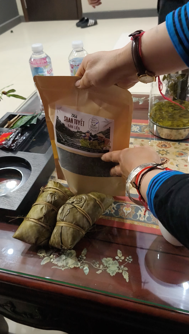 2 thứ được chị Thông mang từ tận Bản Liền và TP.HCM, mất gần 1 ngày di chuyển mới tới nơi - Ảnh 5.