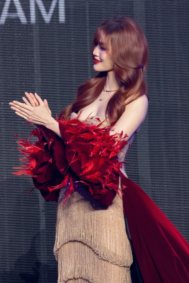 10 điểm cho Lan Khuê - Hương Giang!- Ảnh 3.