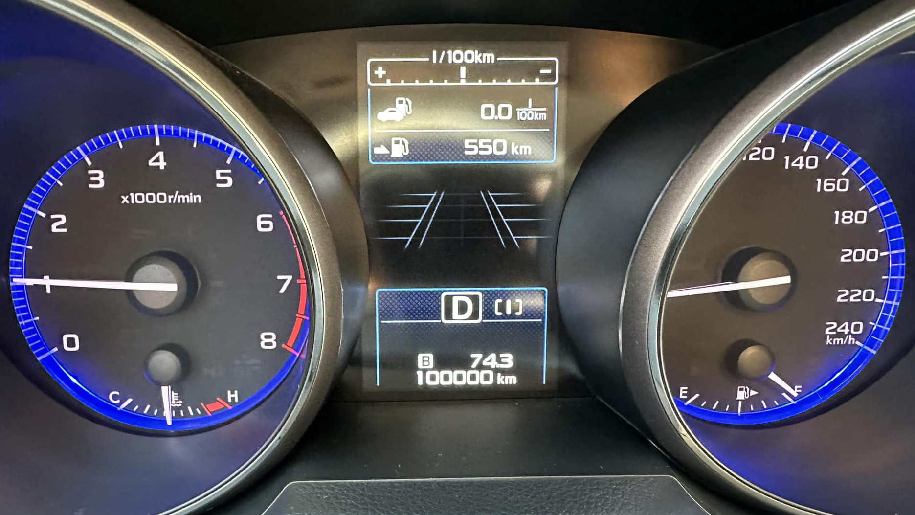 Chiếc Outback đã lăn bánh hơn 100.000 km được chủ xe tự định giá khoảng 1 tỷ đồng