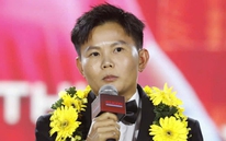 Cầu thủ bị trọng tài "cướp" bàn thắng ở SEA Games xúc động khi giành QBV: "Mong ba trên trời thấy con ngày hôm nay"