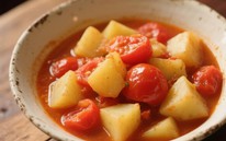 Đừng chỉ xào với trứng: Cặp đôi hoàn hảo với cà chua là món này, vừa ngon rẻ, vừa tốt cho tim mạch, tiêu hóa!