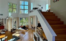 Căn hộ của vị giáo sư gây sốt MXH: Cảm giác "chữa lành" quá mạnh mẽ!