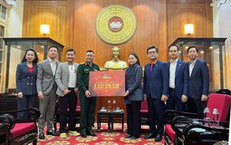 Vikki lan tỏa yêu thương : Đêm nhạc “Tôi! Người Việt Nam” & 5,3 tỷ đồng chuyển tới đồng bào bão lũ