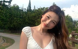 Hot girl 2k4 sở hữu nhan sắc ngây thơ nhưng body đẹp như nữ thần Hy Lạp