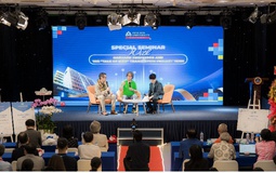 Giáo sư Đại học Harvard: Người trẻ dễ đánh mất “vũ trụ ngôn từ” trong thời đại AI