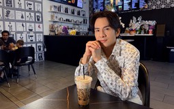 Quán cà phê của ca sĩ Đan Trường sao lạ thế!