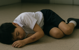 Một đứa trẻ bị bạo lực vừa nằm xuống: Đã đến lúc quản lý kỹ năng cảm xúc của trẻ cần được dạy nghiêm túc